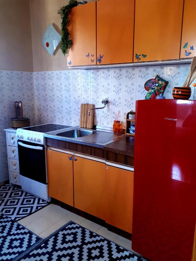 Grandpa Beach House Слатине Экстерьер фото