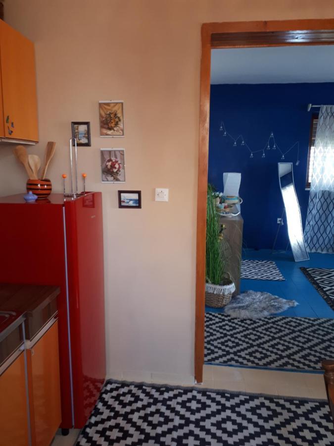 Grandpa Beach House Слатине Экстерьер фото