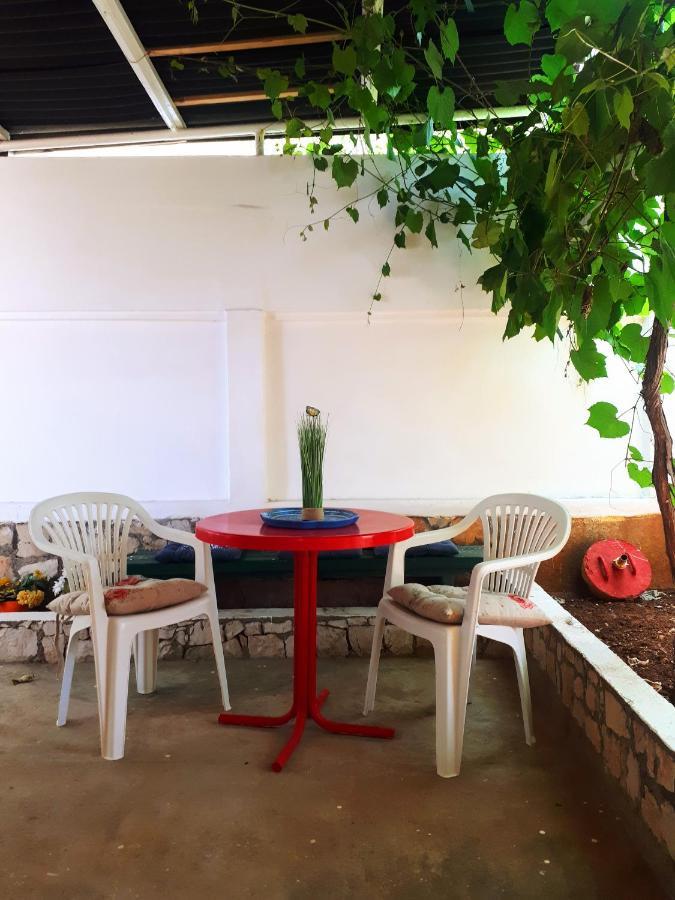 Grandpa Beach House Слатине Экстерьер фото