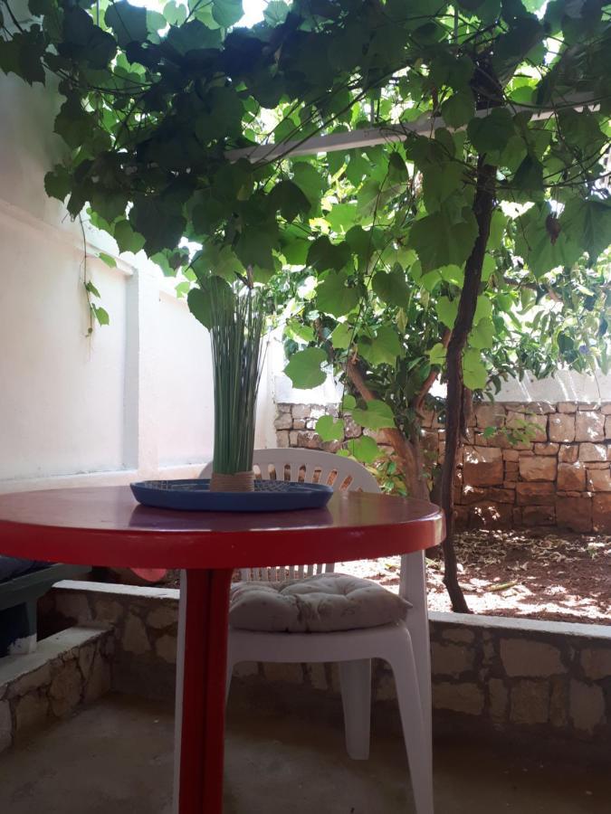 Grandpa Beach House Слатине Экстерьер фото